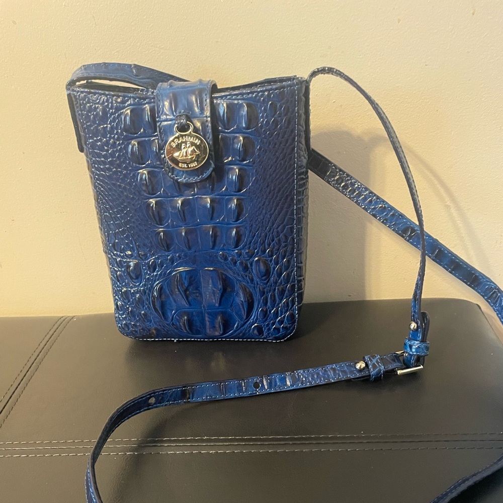 💙 Blue Melbourne Crossbody Bag